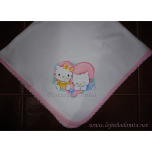 Fralda pintada com kitty e cora&ccedil;&atilde;o 