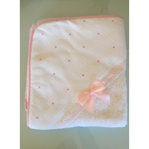 Toalha de banho com estrelinhas e la&ccedil;o