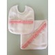 Conjunto fralda + babete de malha (quadrilet com folhos)